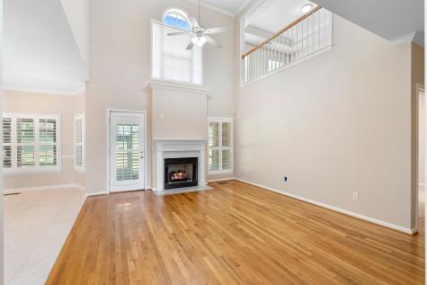 1034 Ridglea Drive Burns TN 37029
