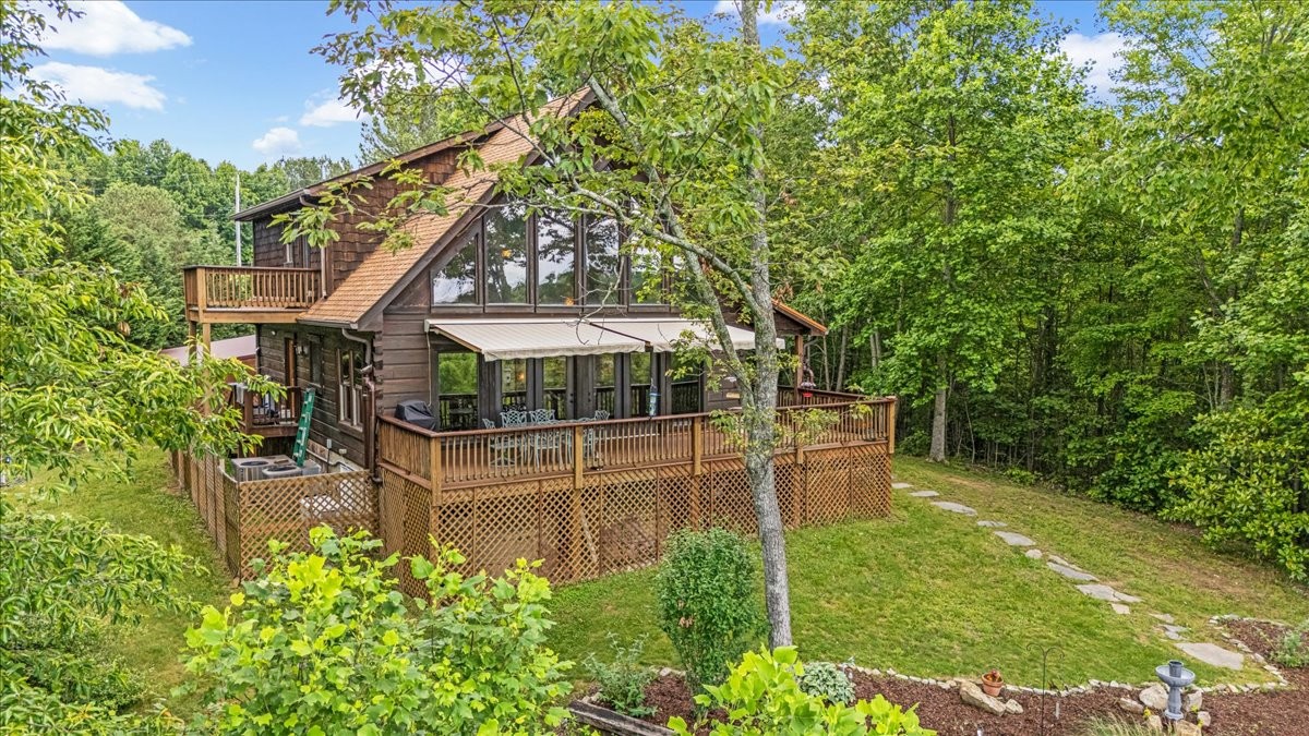 1085 Thunder Ridge Drive South Pittsburg TN 37380