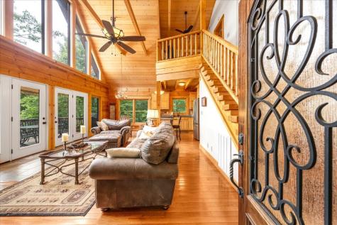 1085 Thunder Ridge Drive South Pittsburg TN 37380