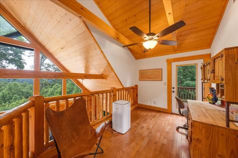 1085 Thunder Ridge Drive South Pittsburg TN 37380