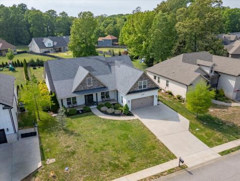 4387 Memory Lane Adams TN 37010