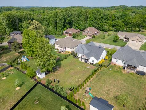 4387 Memory Lane Adams TN 37010