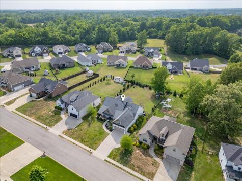 4387 Memory Lane Adams TN 37010