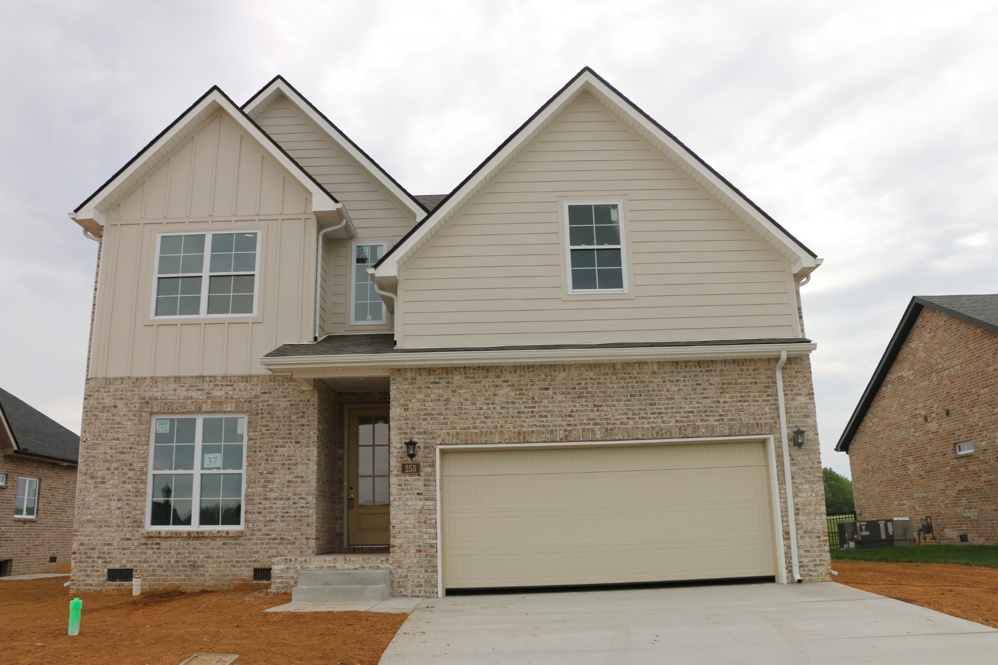 37 Park At Oliver Farms Clarksville TN 37043