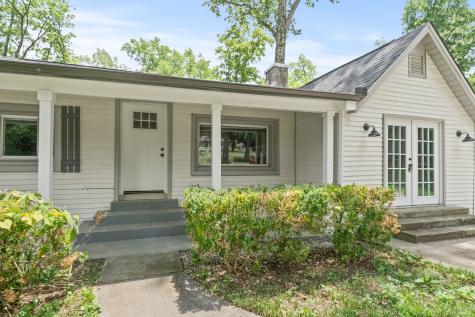 5919 Old Harding Pike Nashville TN 37205
