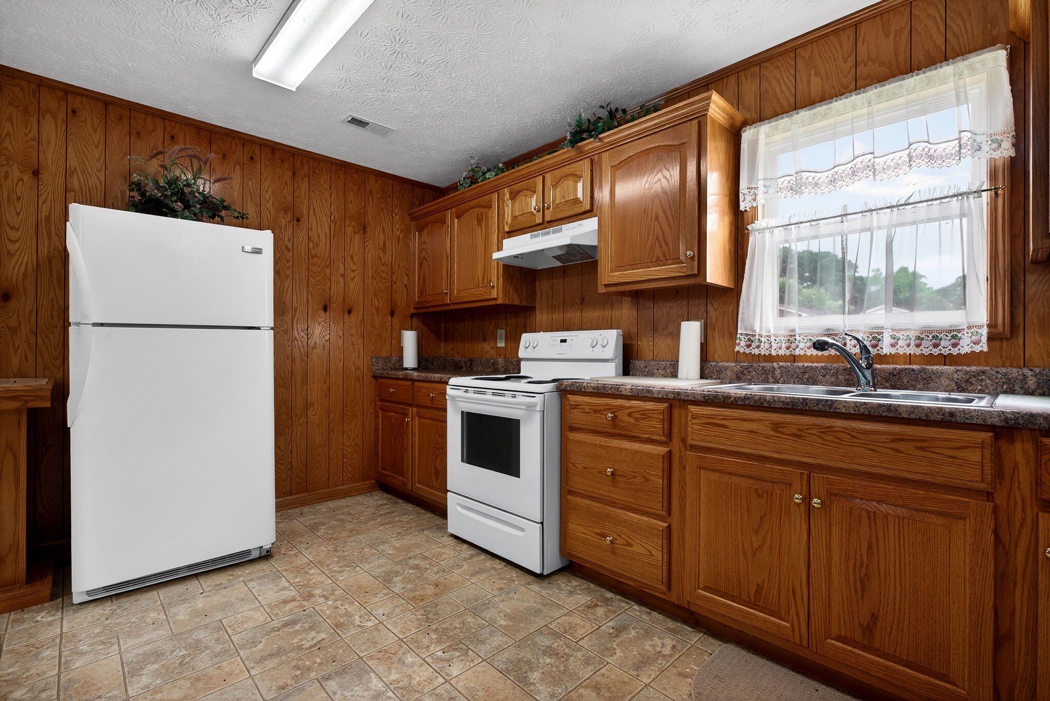 150 Tabernacle Road Smithville TN 37166