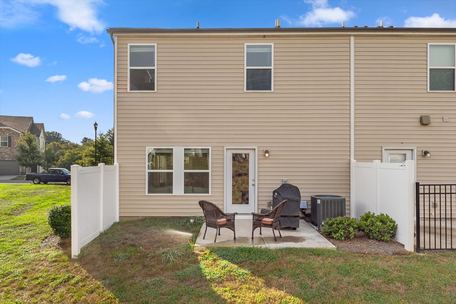 1018 Mckee Court Columbia TN 38401