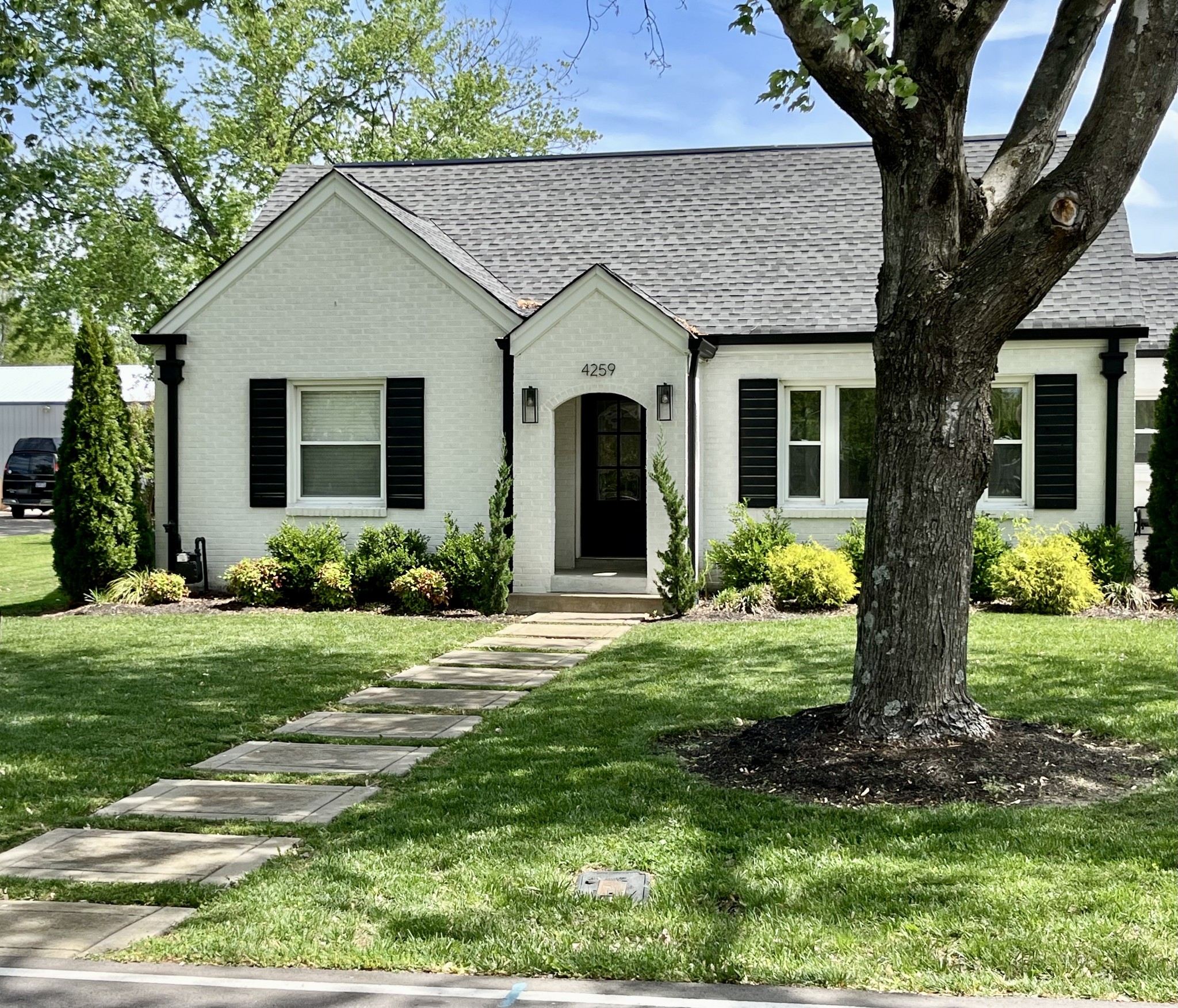 4259 Church Street Greenbrier TN 37073