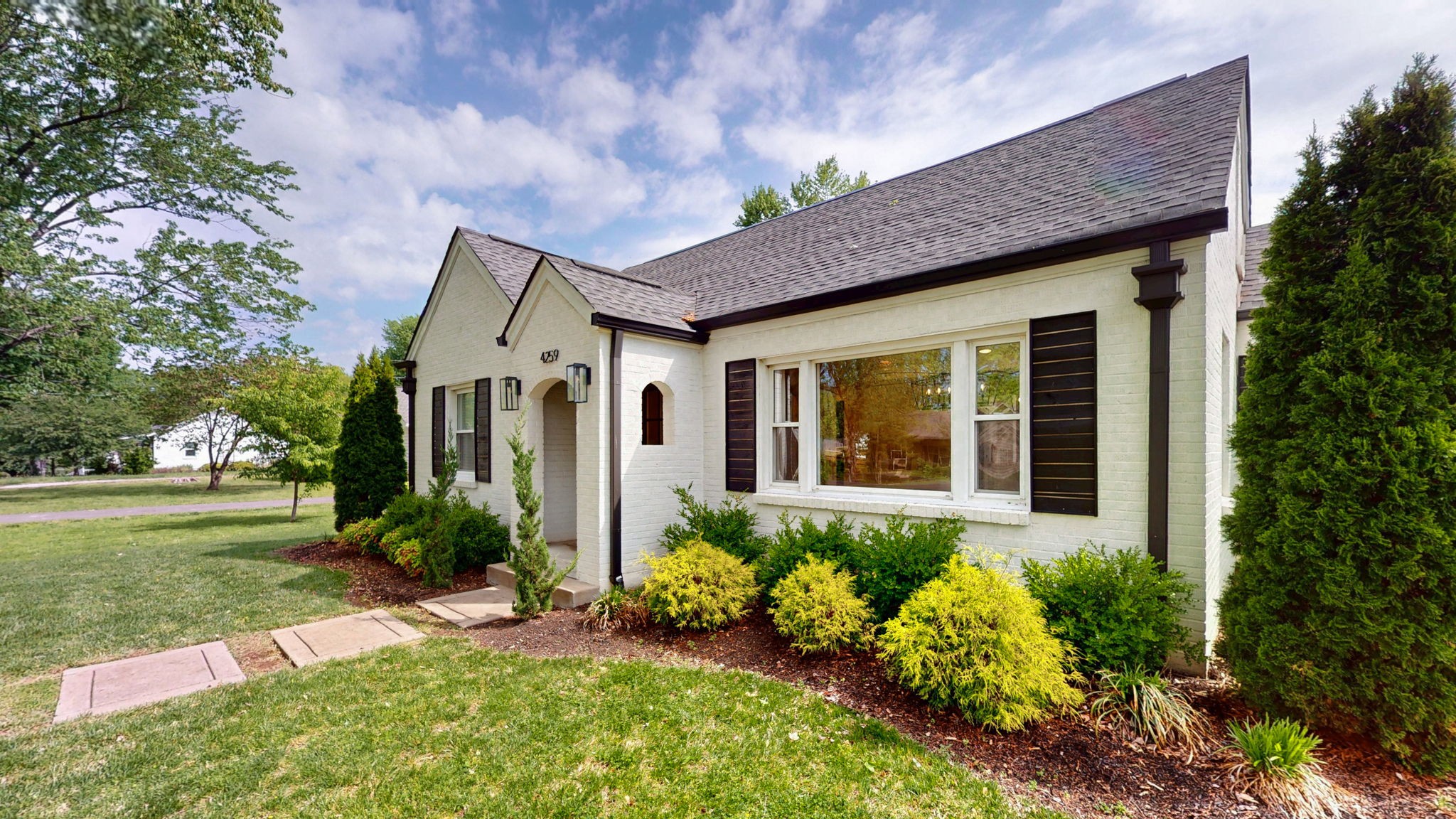 4259 Church Street Greenbrier TN 37073