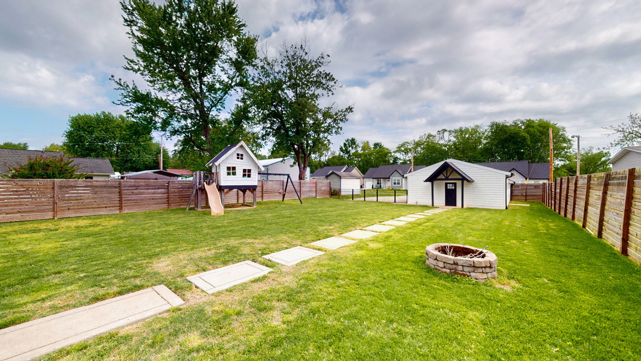 4259 Church Street Greenbrier TN 37073