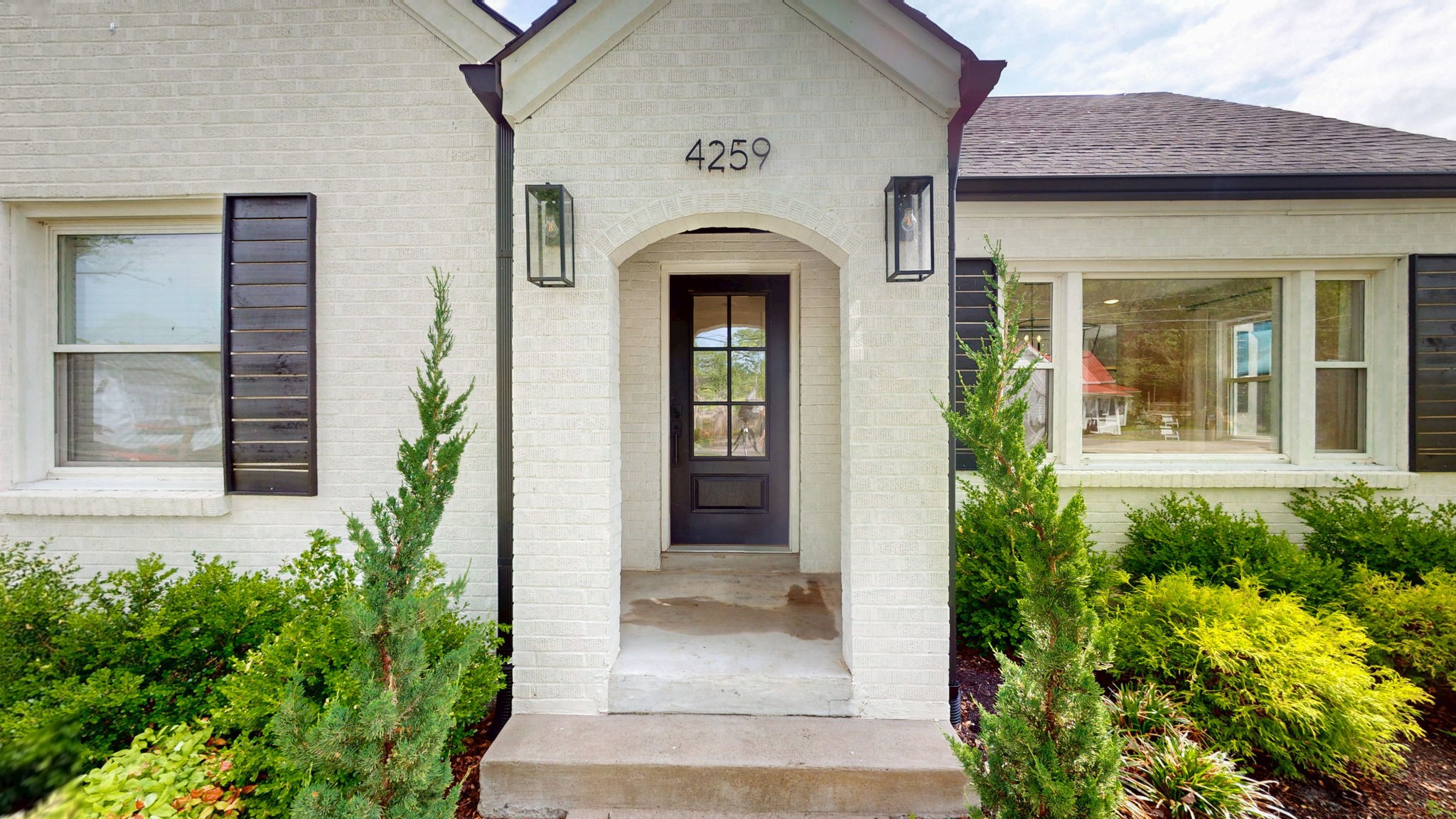 4259 Church Street Greenbrier TN 37073