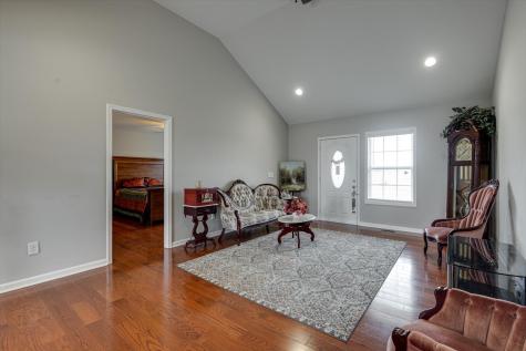 106 Wilder Chapel Road Decherd TN 37324