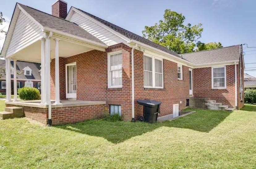 208 W Blackwell Street Tullahoma TN 37388