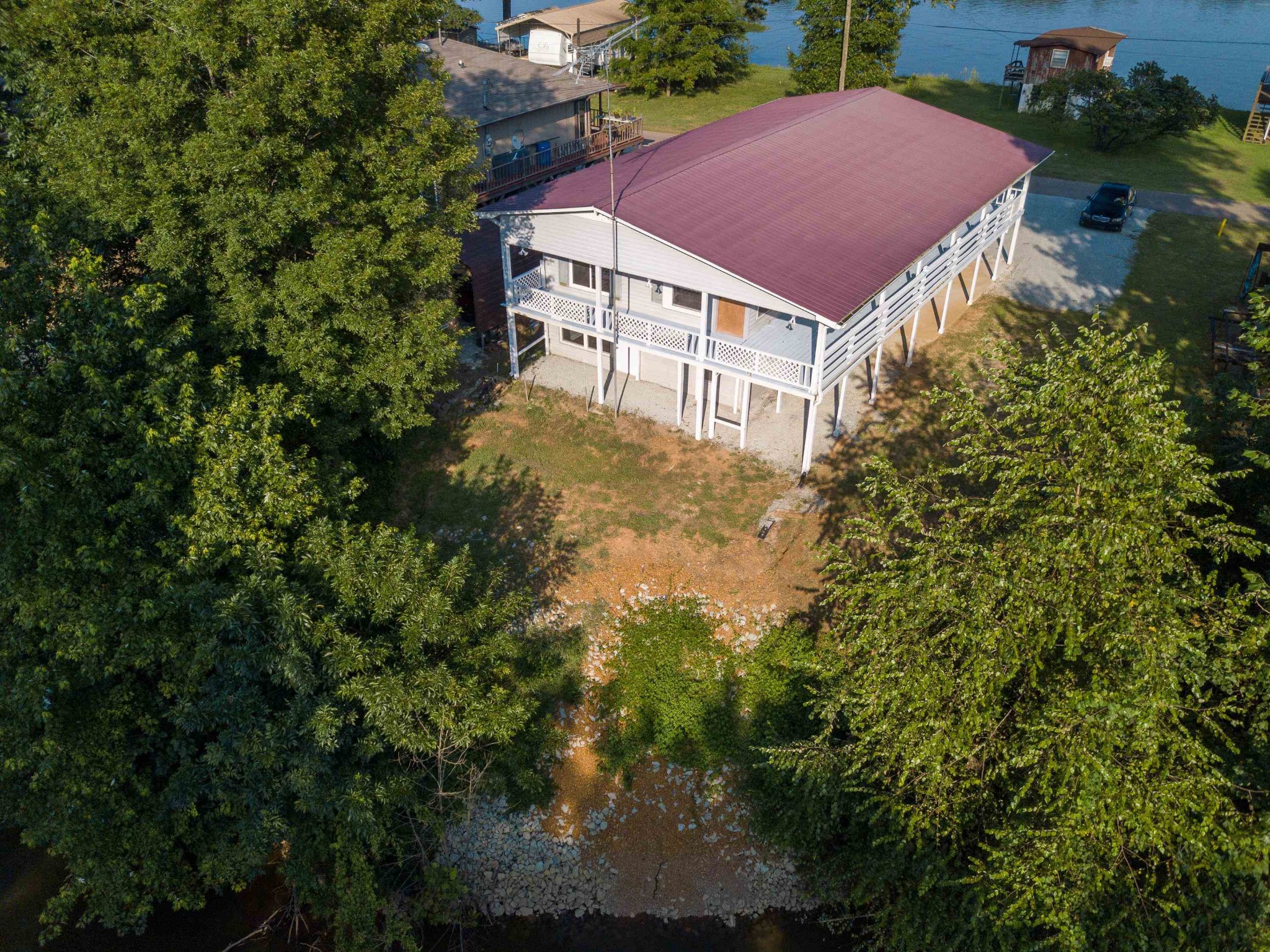70 Point Way Saltillo TN 38370