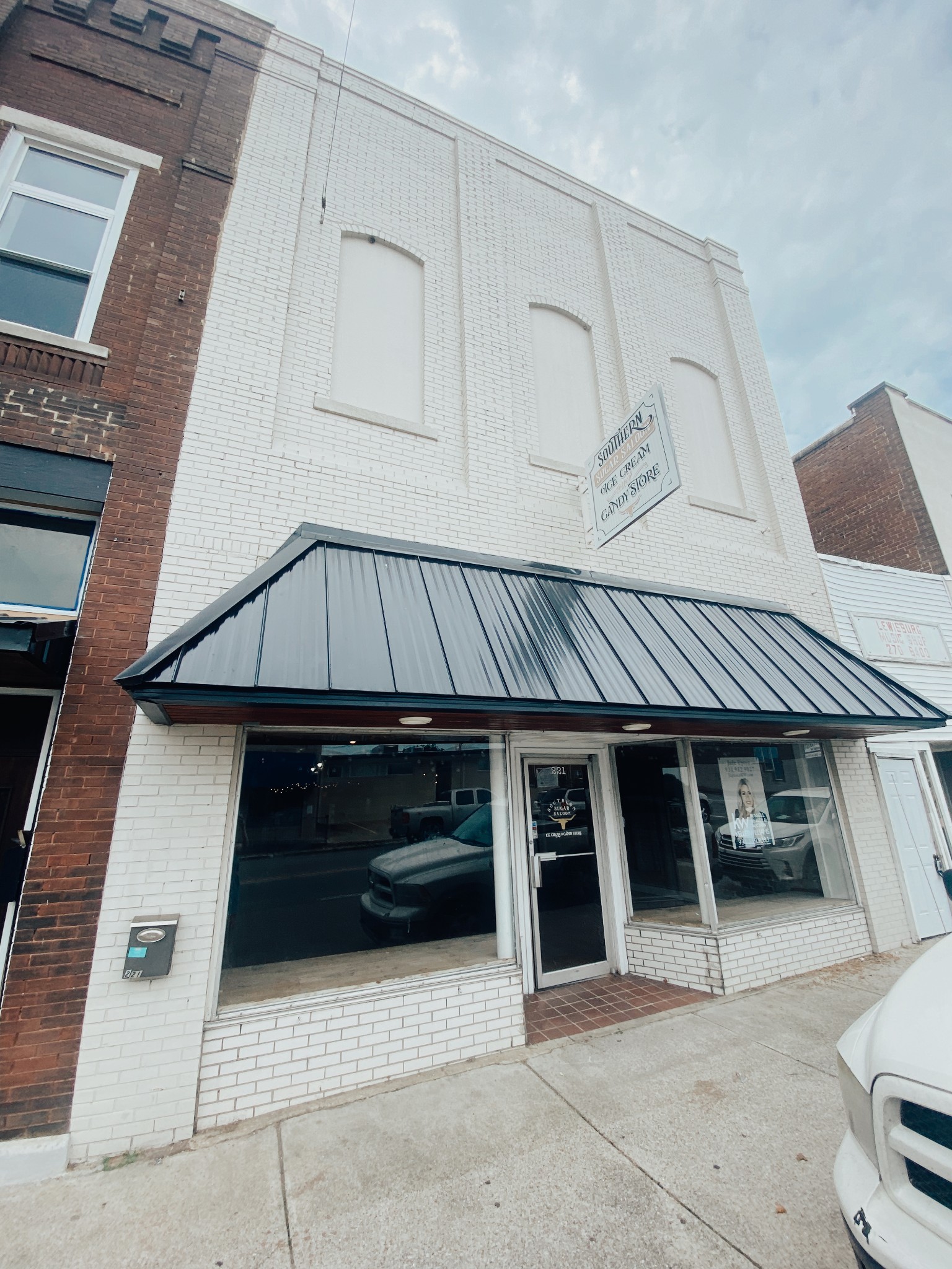 221 W Commerce Street Lewisburg TN 37091
