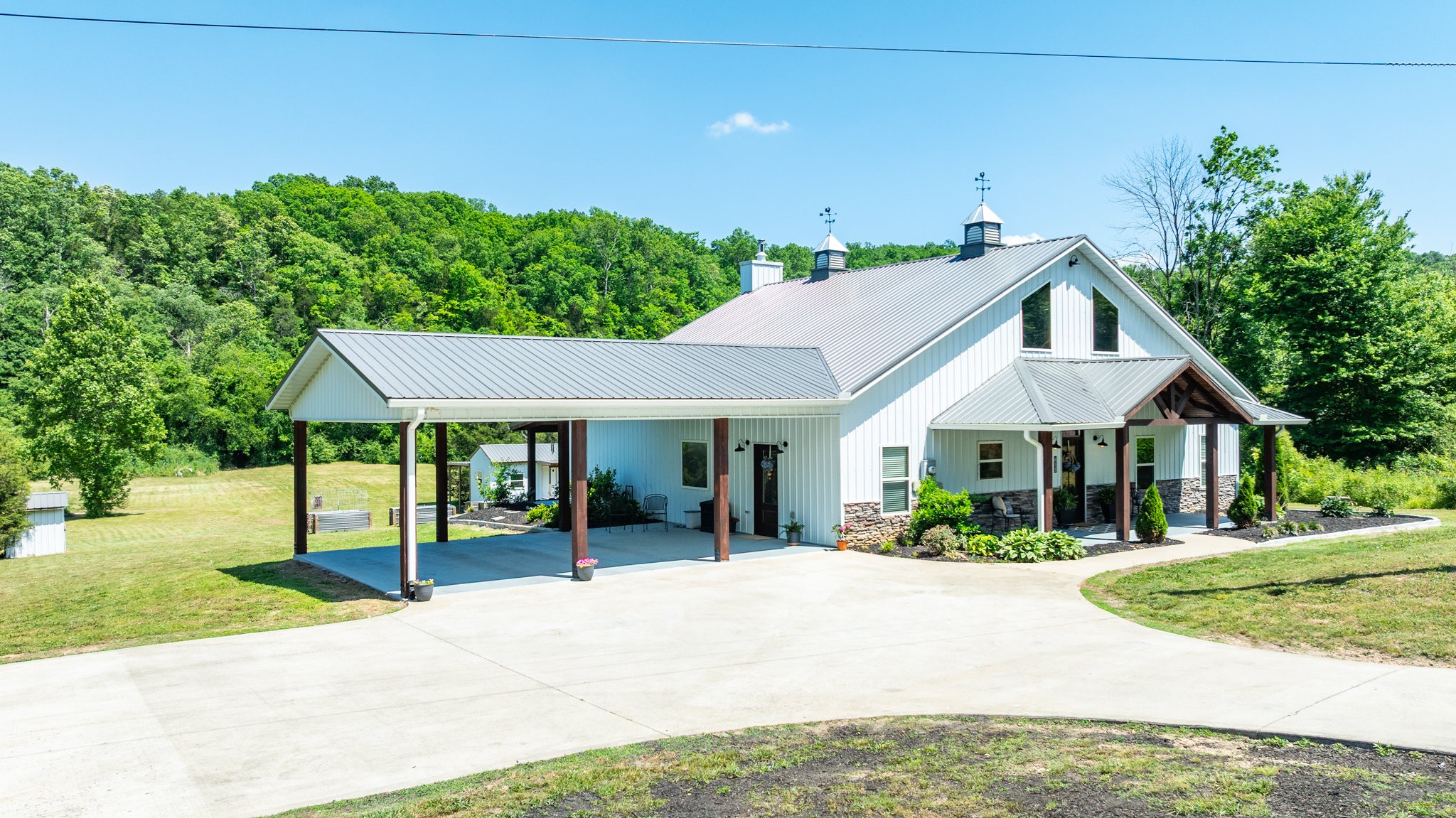 615 Little Swan Creek Road Hohenwald TN 38462