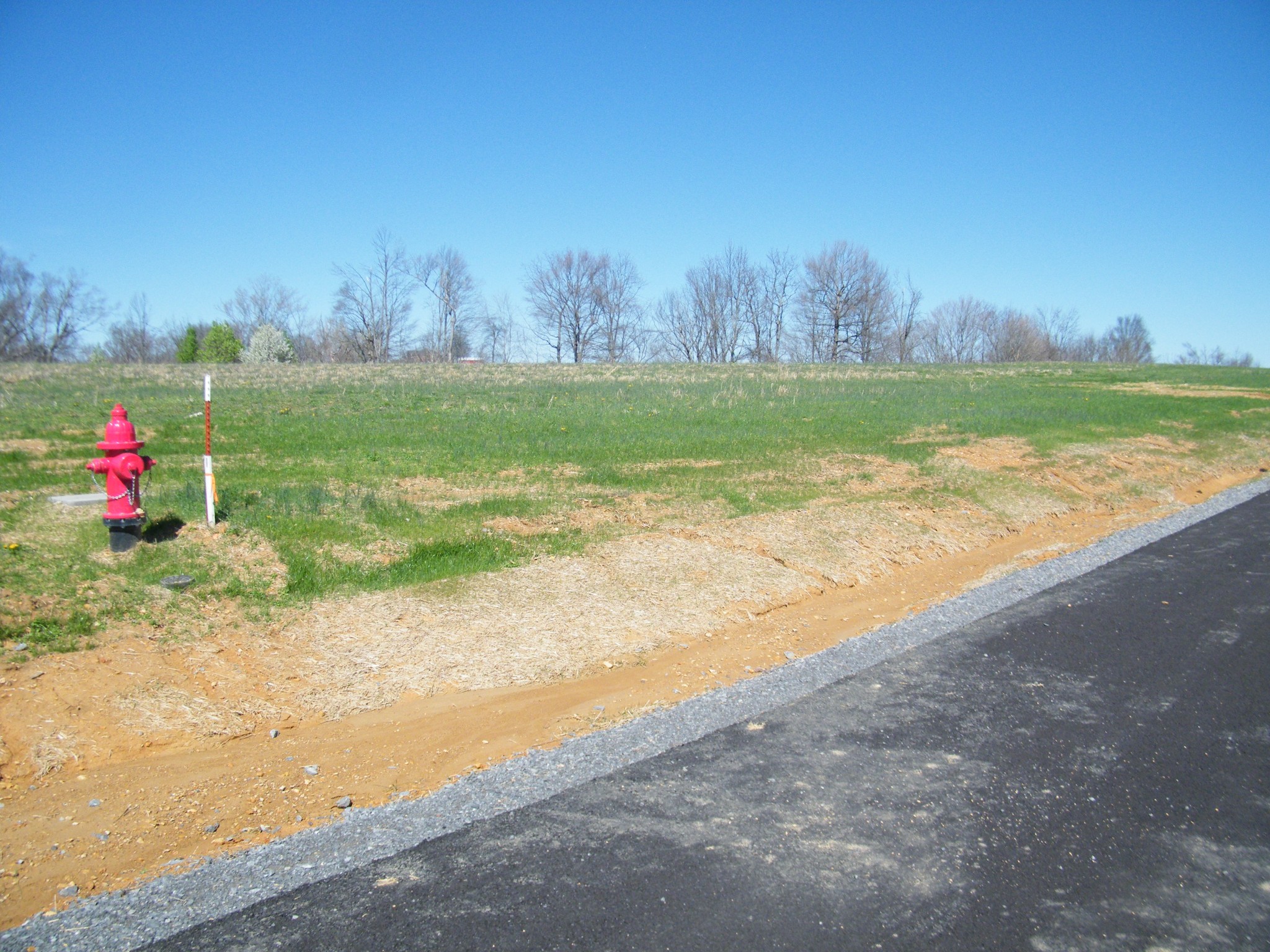 190 Daniel Lane Westmoreland TN 37186