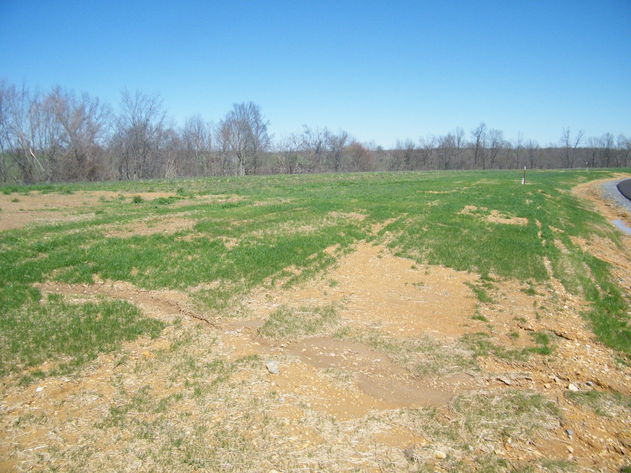 190 Daniel Lane Westmoreland TN 37186