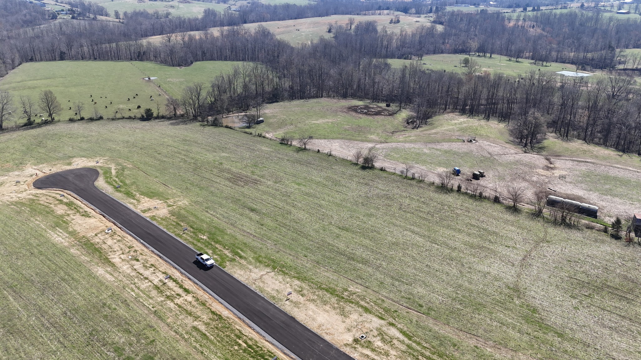 190 Daniel Lane Westmoreland TN 37186