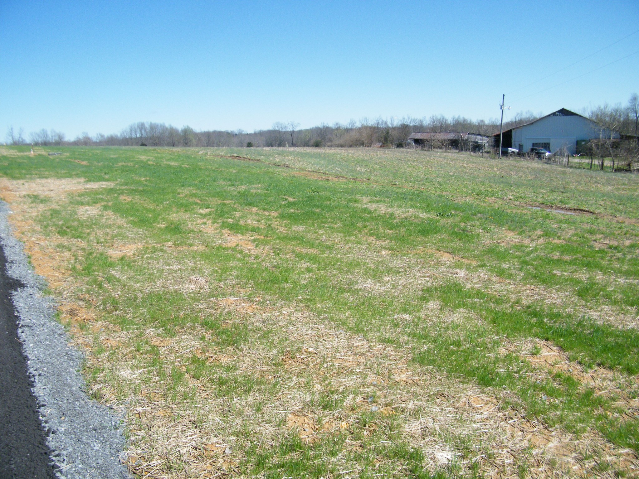 190 Daniel Lane Westmoreland TN 37186
