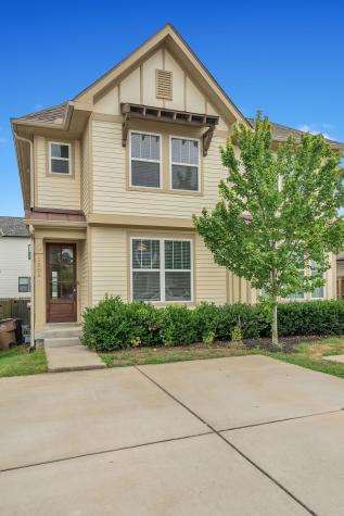 1505A 61st Ave, N Nashville TN 37209