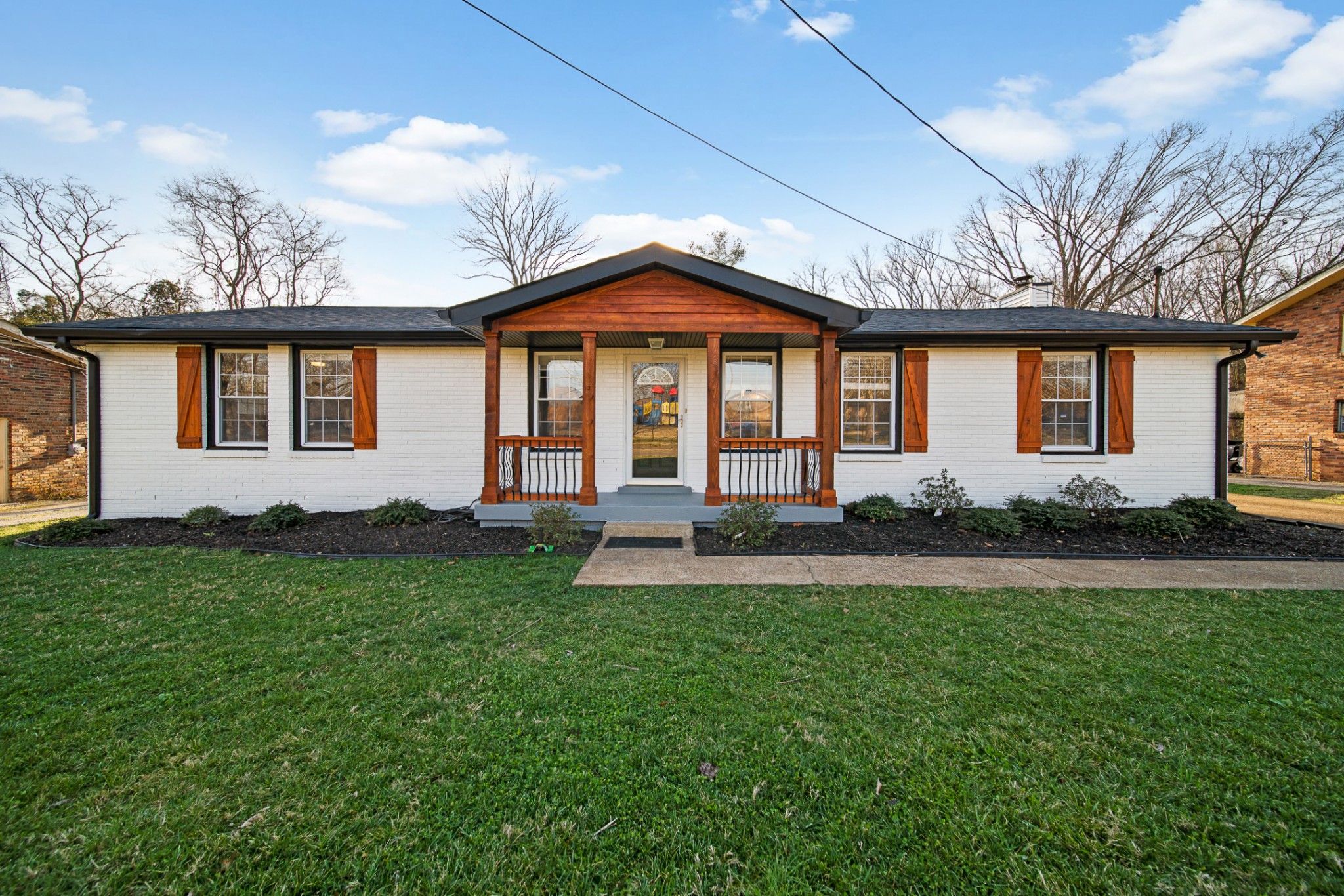 2711 Edge O Lake Drive Nashville TN 37217
