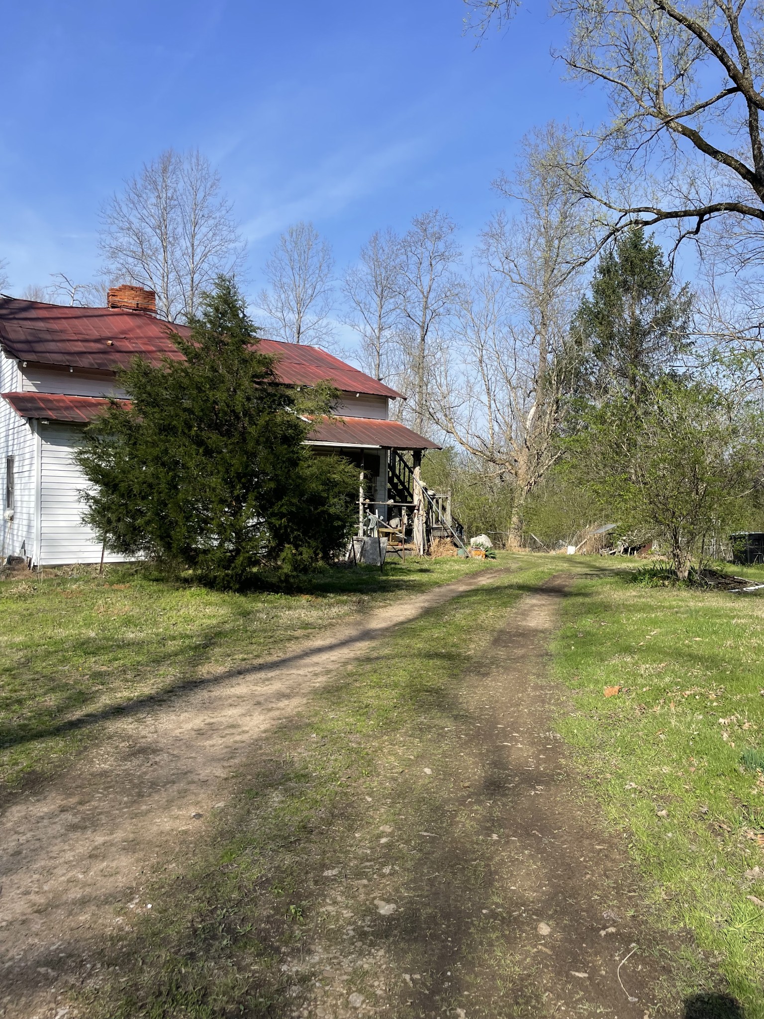 1520 Craggie Hope Road Kingston Springs TN 37082