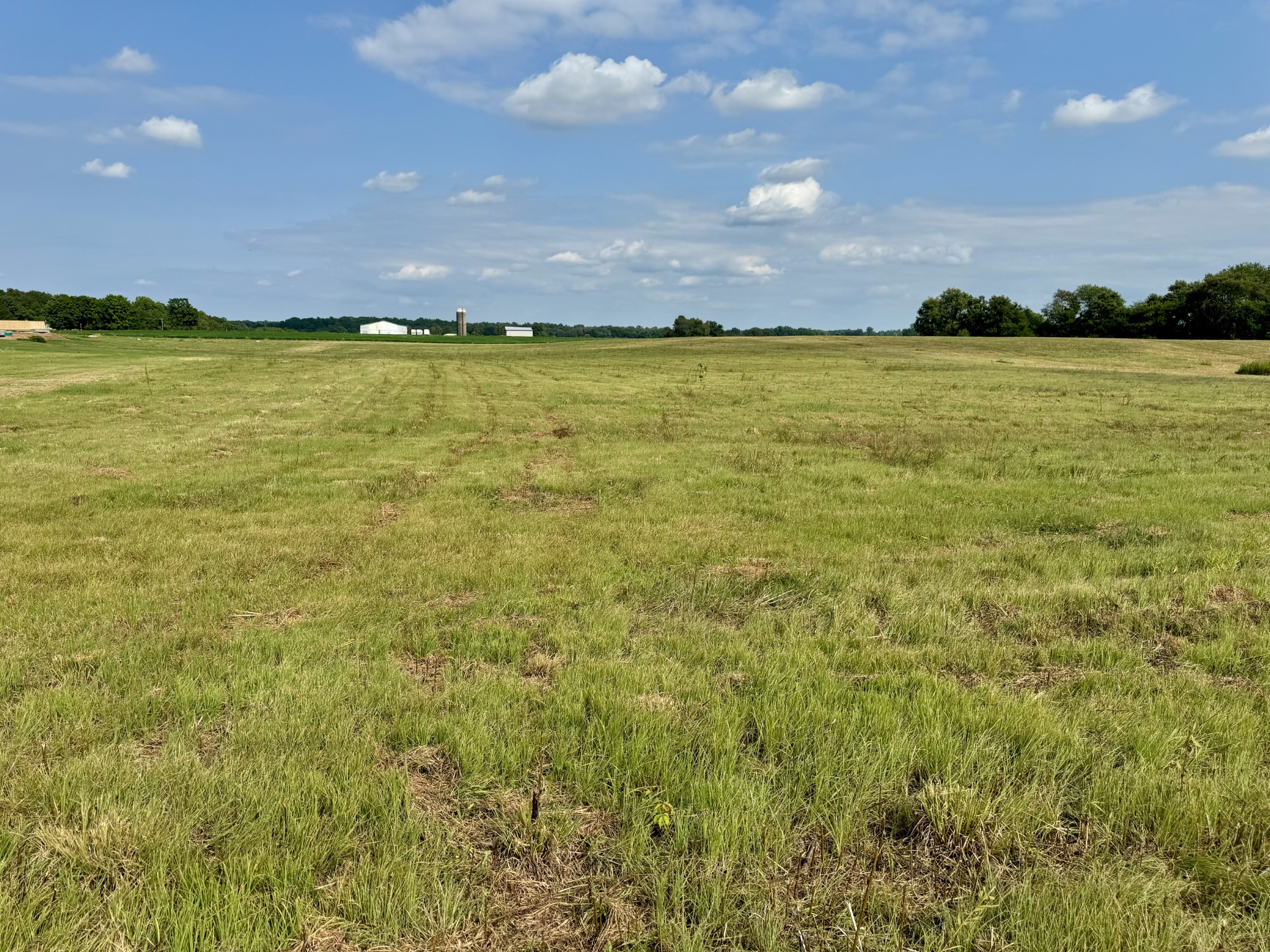 2058 Highway 259 Portland TN 37148