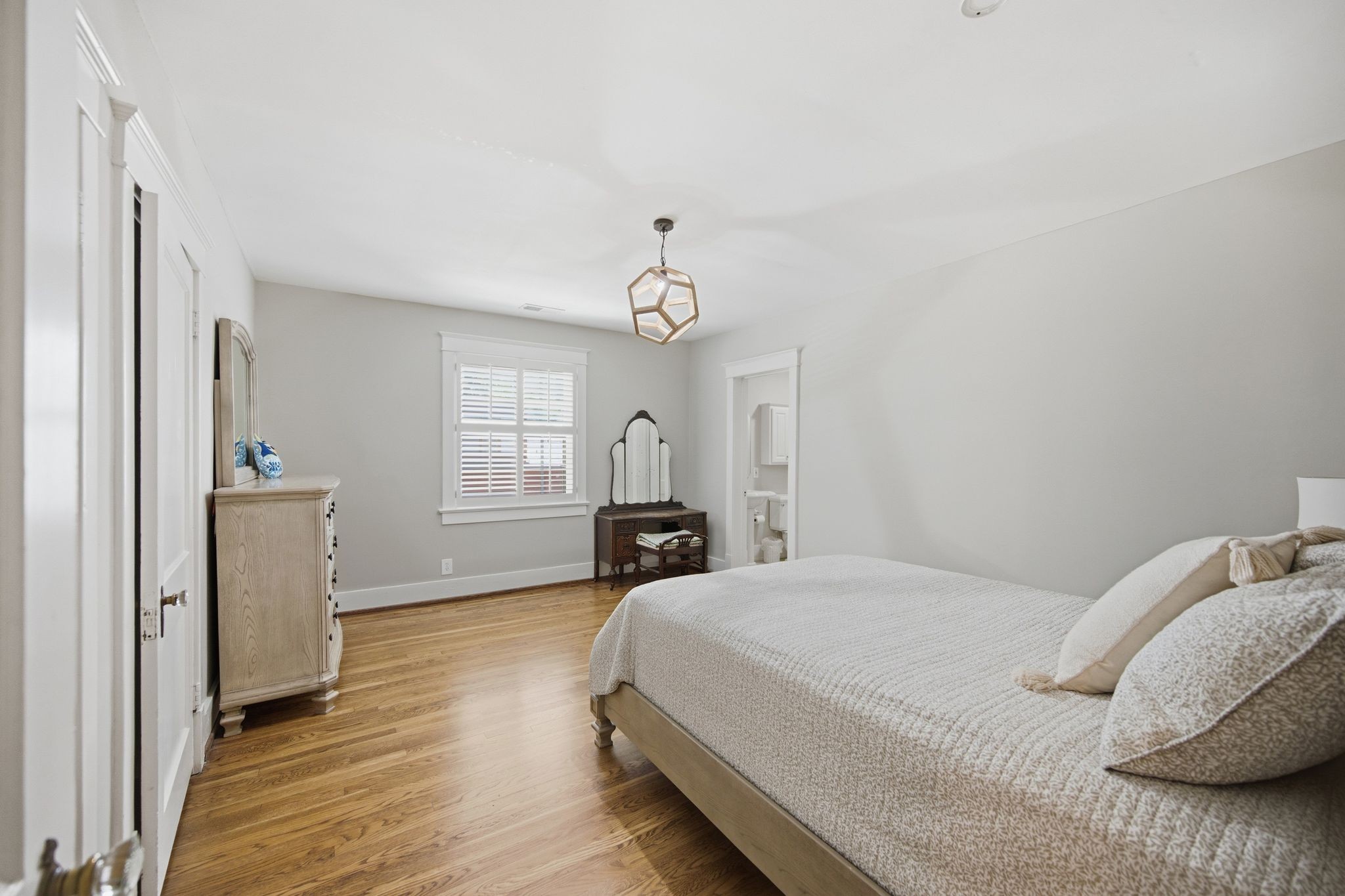 936 Caldwell Lane Nashville TN 37204