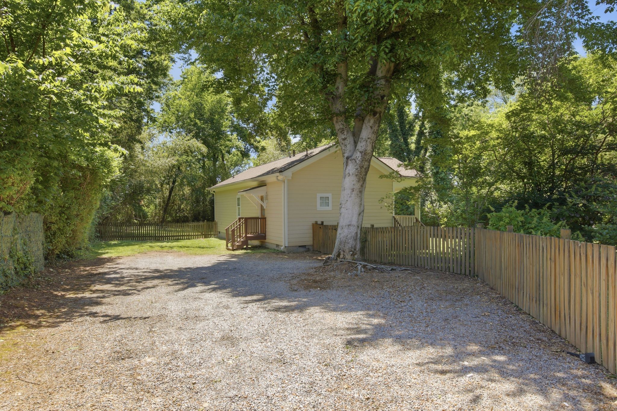 936 Caldwell Lane Nashville TN 37204