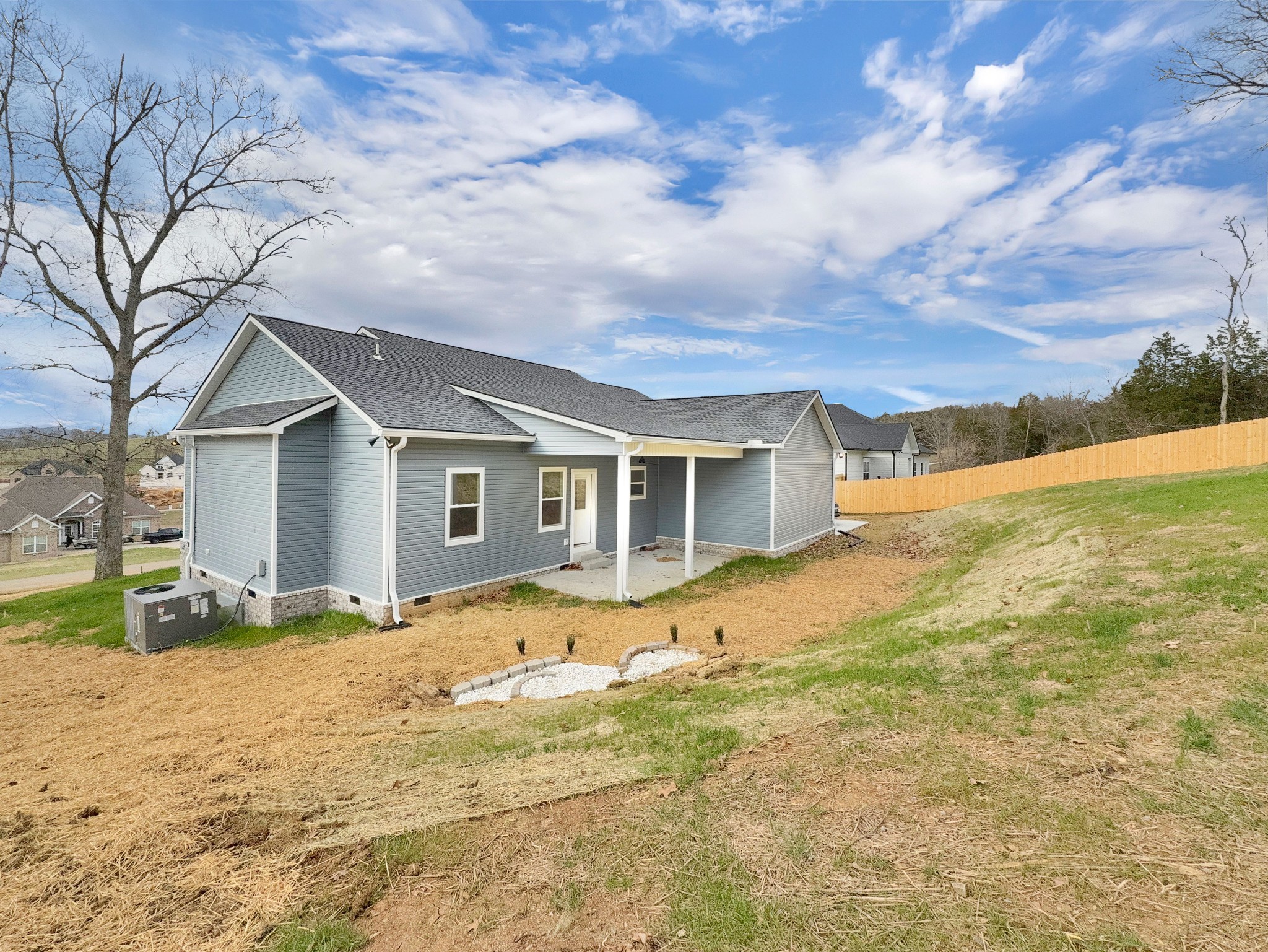565 Bridle Path Hartsville TN 37074
