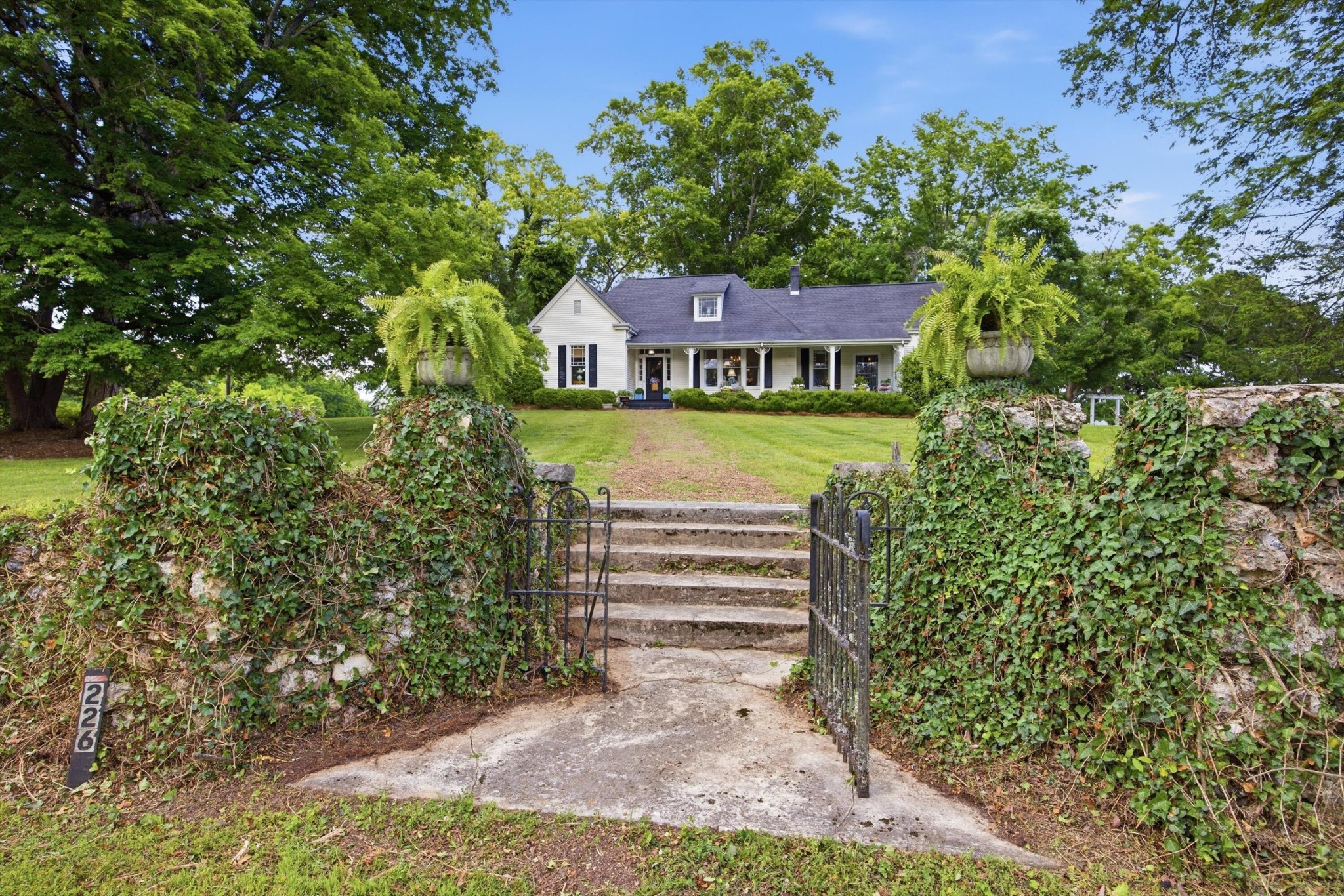 226 Lee Avenue Chickamauga GA 30707