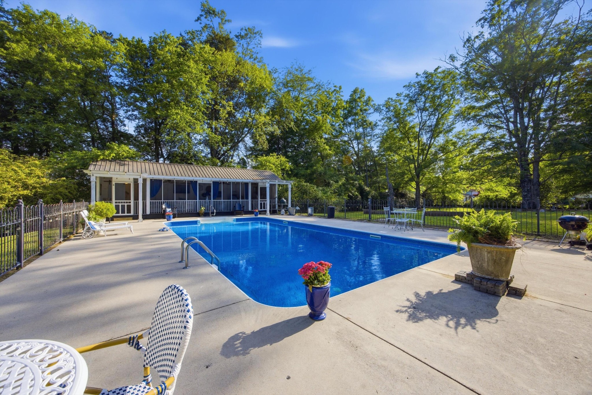 226 Lee Avenue Chickamauga GA 30707