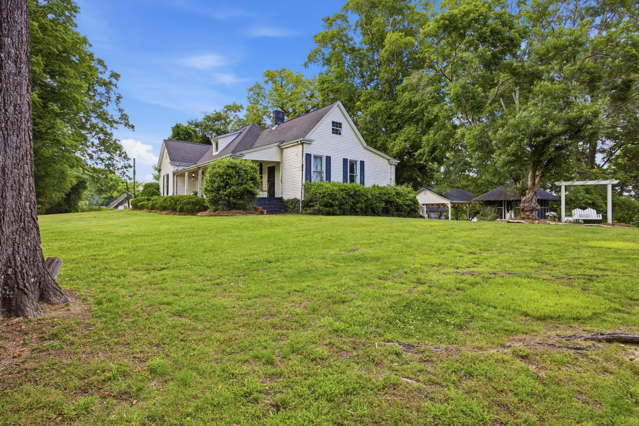226 Lee Avenue Chickamauga GA 30707