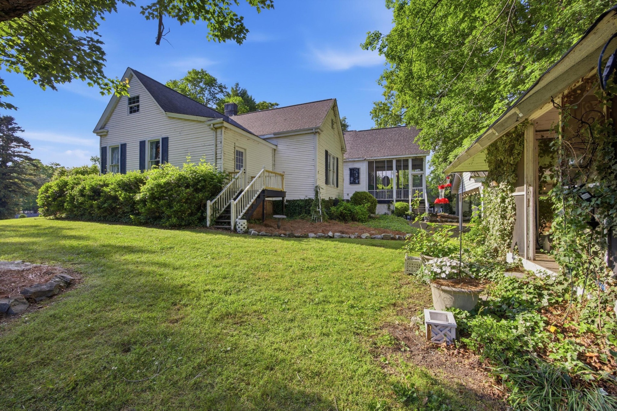 226 Lee Avenue Chickamauga GA 30707