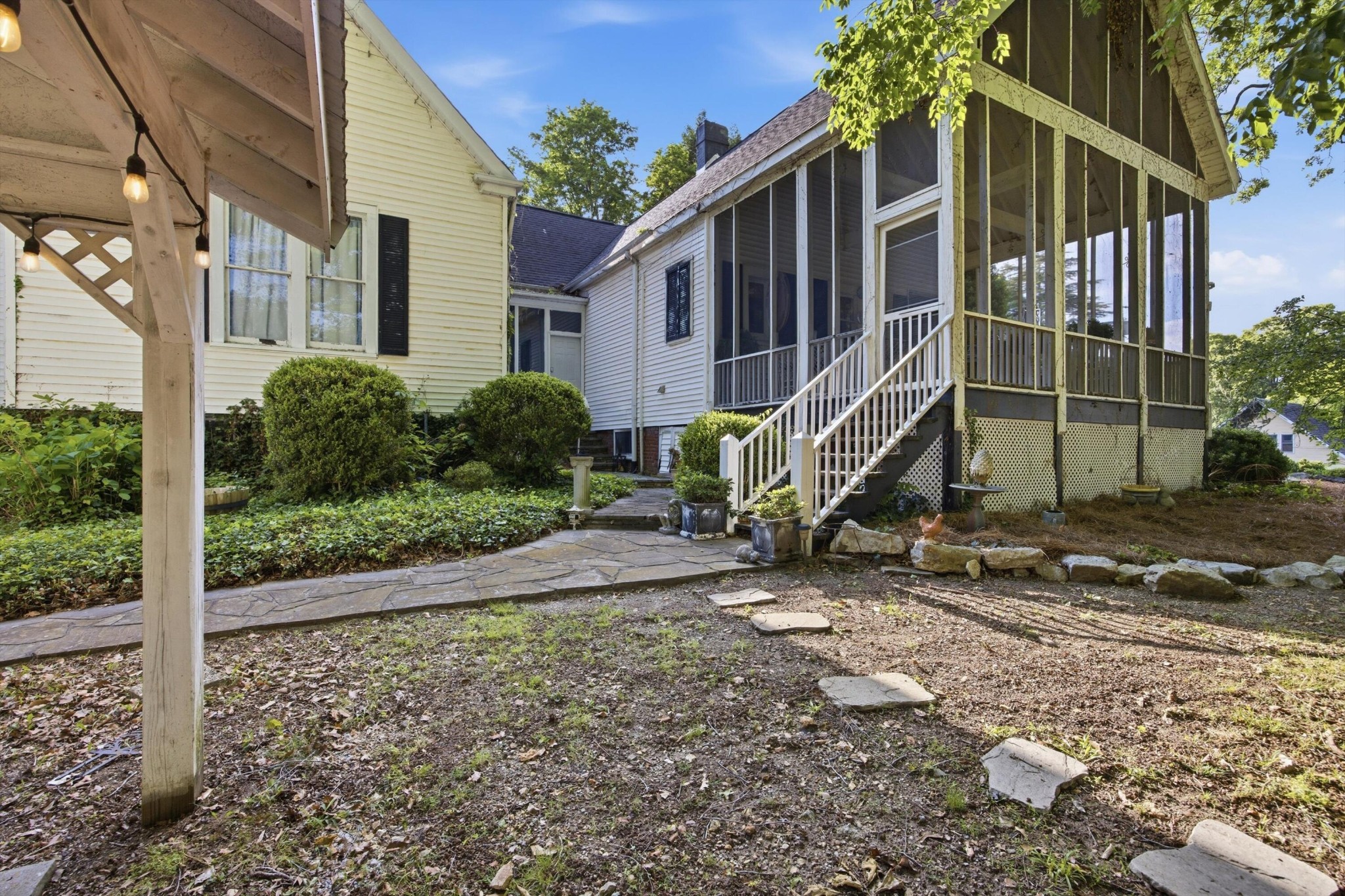 226 Lee Avenue Chickamauga GA 30707
