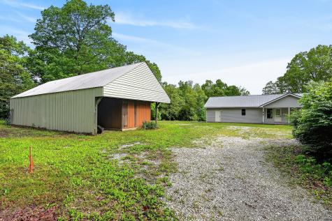 8607 Crossville Highway Sparta TN 38583