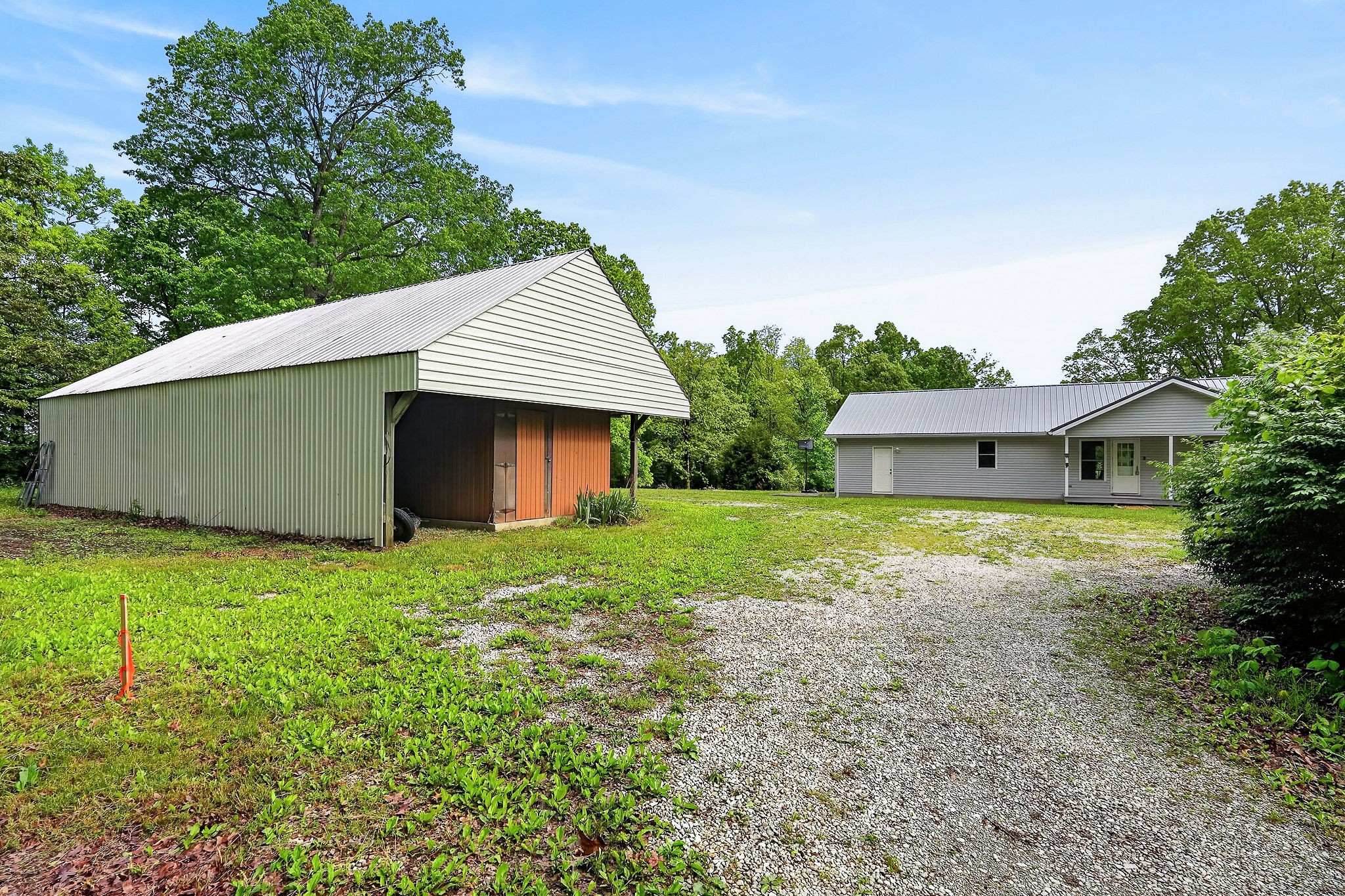 8607 Crossville Highway Sparta TN 38583