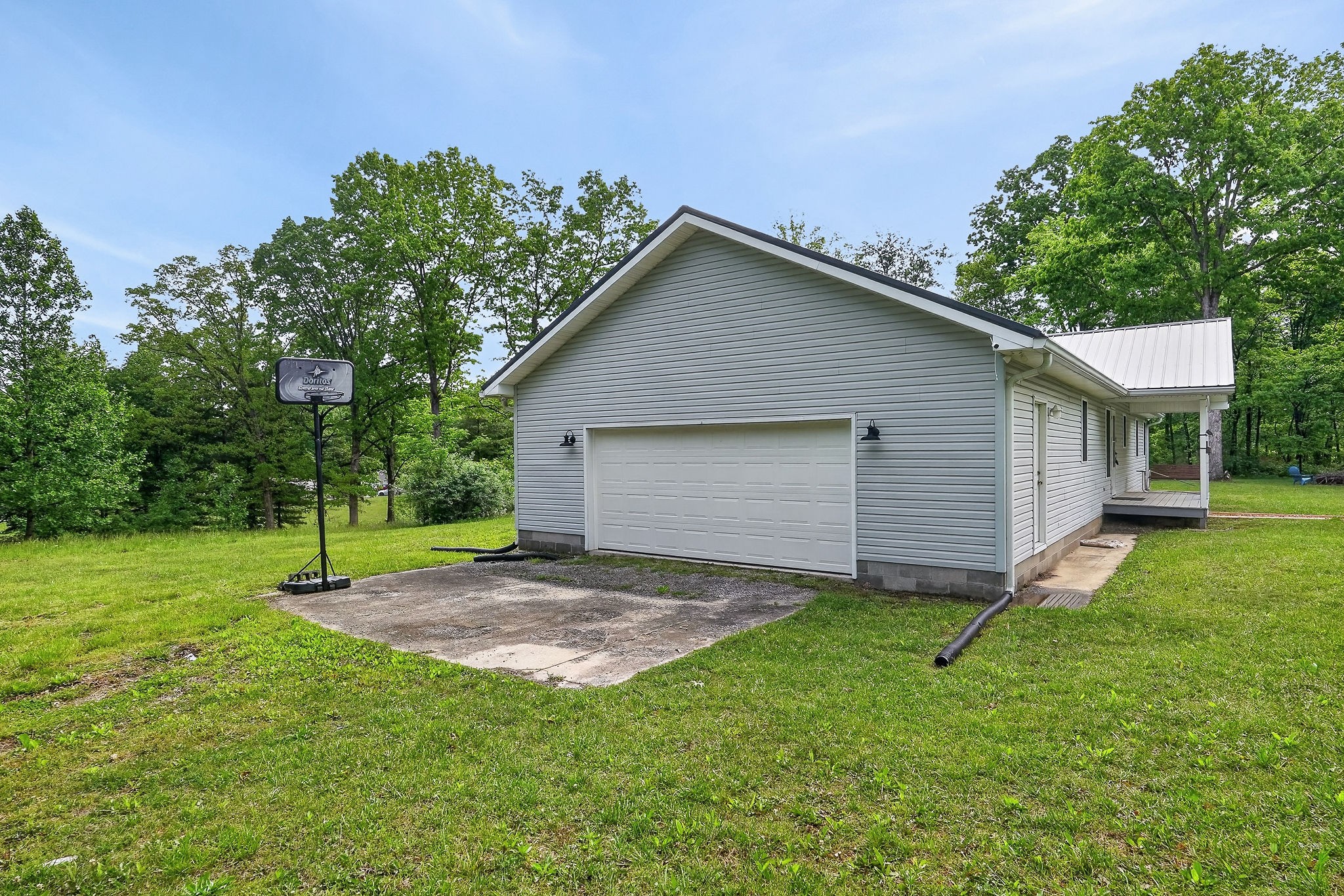 8607 Crossville Highway Sparta TN 38583