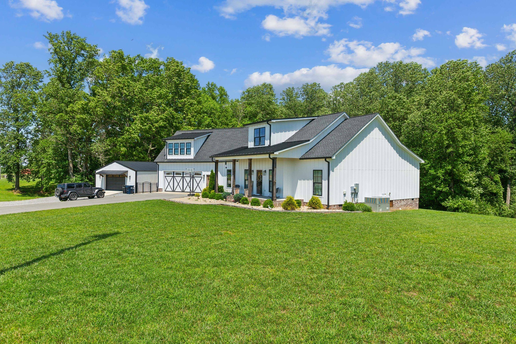 1930 Williams Road Lafayette TN 37083