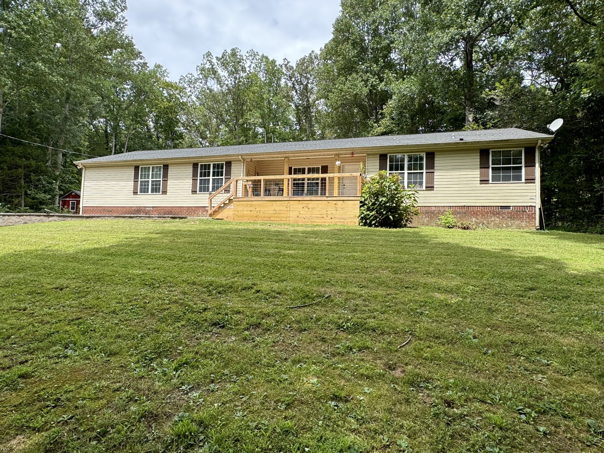 9056 Taylor Cemetery Road Lyles TN 37098