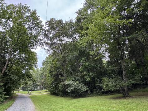 9056 Taylor Cemetery Road Lyles TN 37098