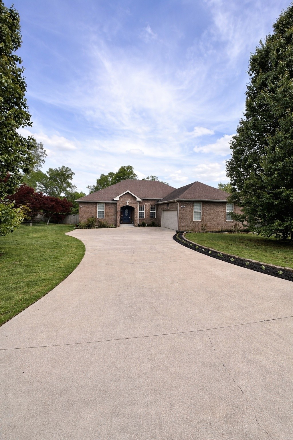 1672 Apache Way Clarksville TN 37042