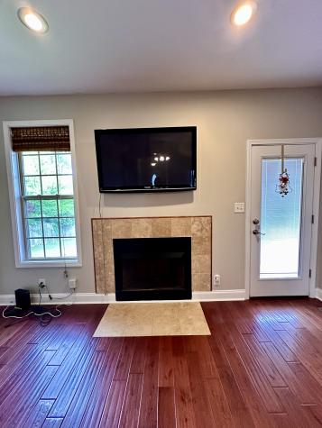 1672 Apache Way Clarksville TN 37042