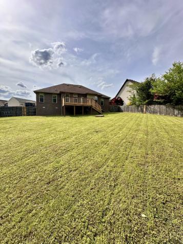 1672 Apache Way Clarksville TN 37042
