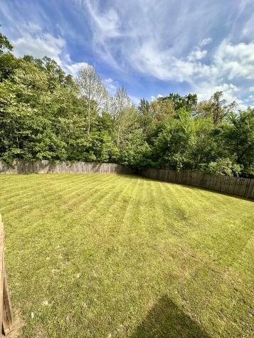 1672 Apache Way Clarksville TN 37042