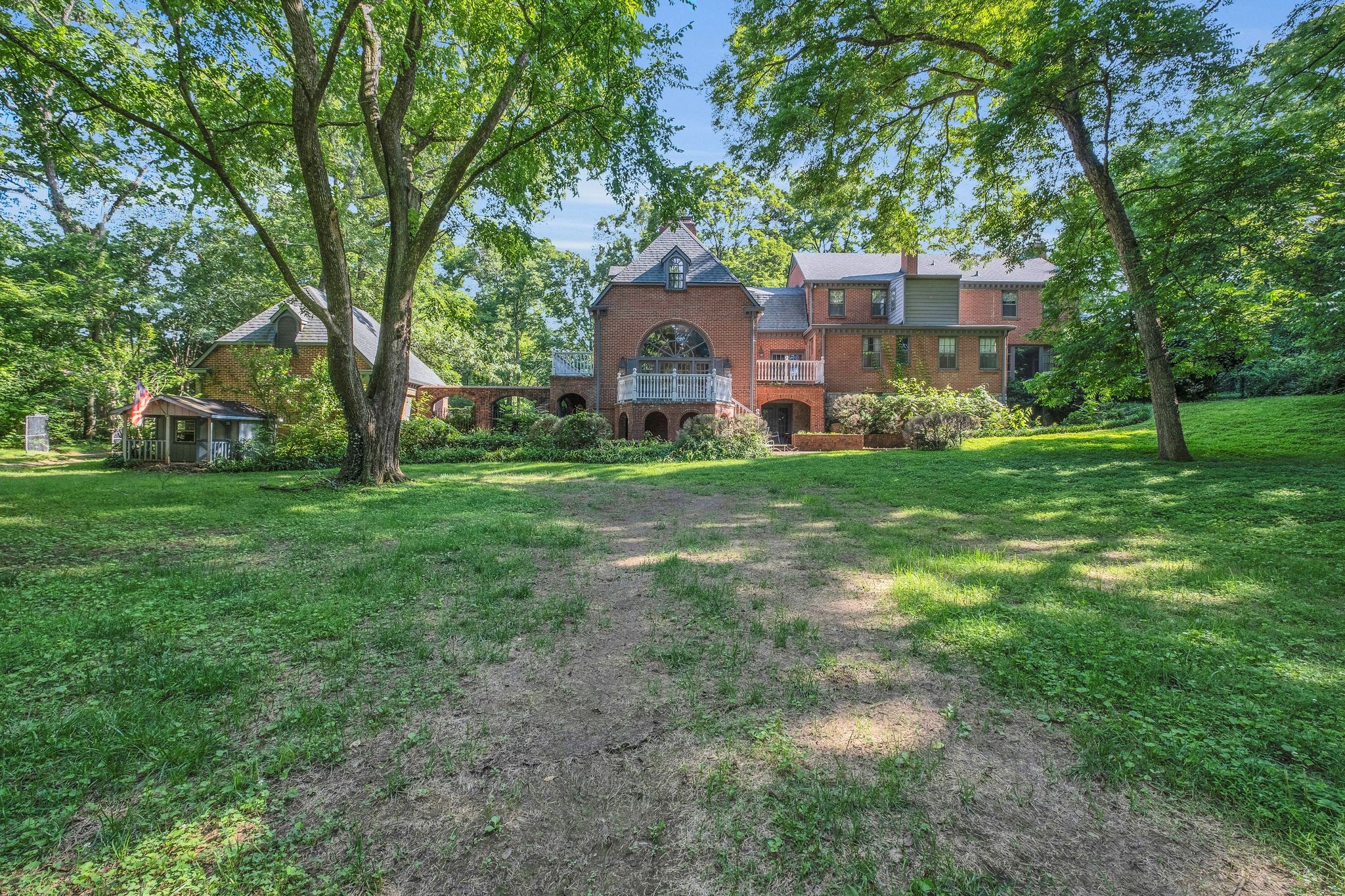 1038 Tyne Boulevard Nashville TN 37220