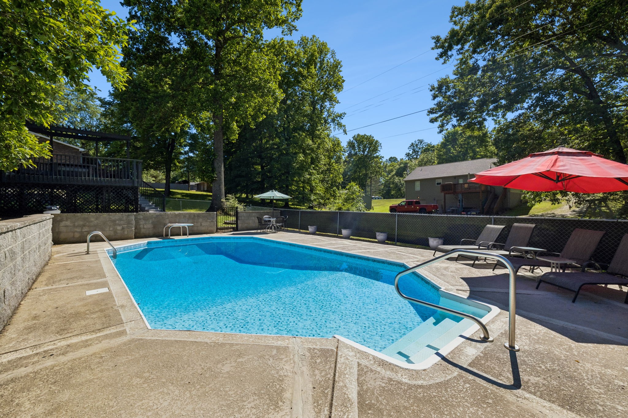 518 Ridgemont Drive Dickson TN 37055