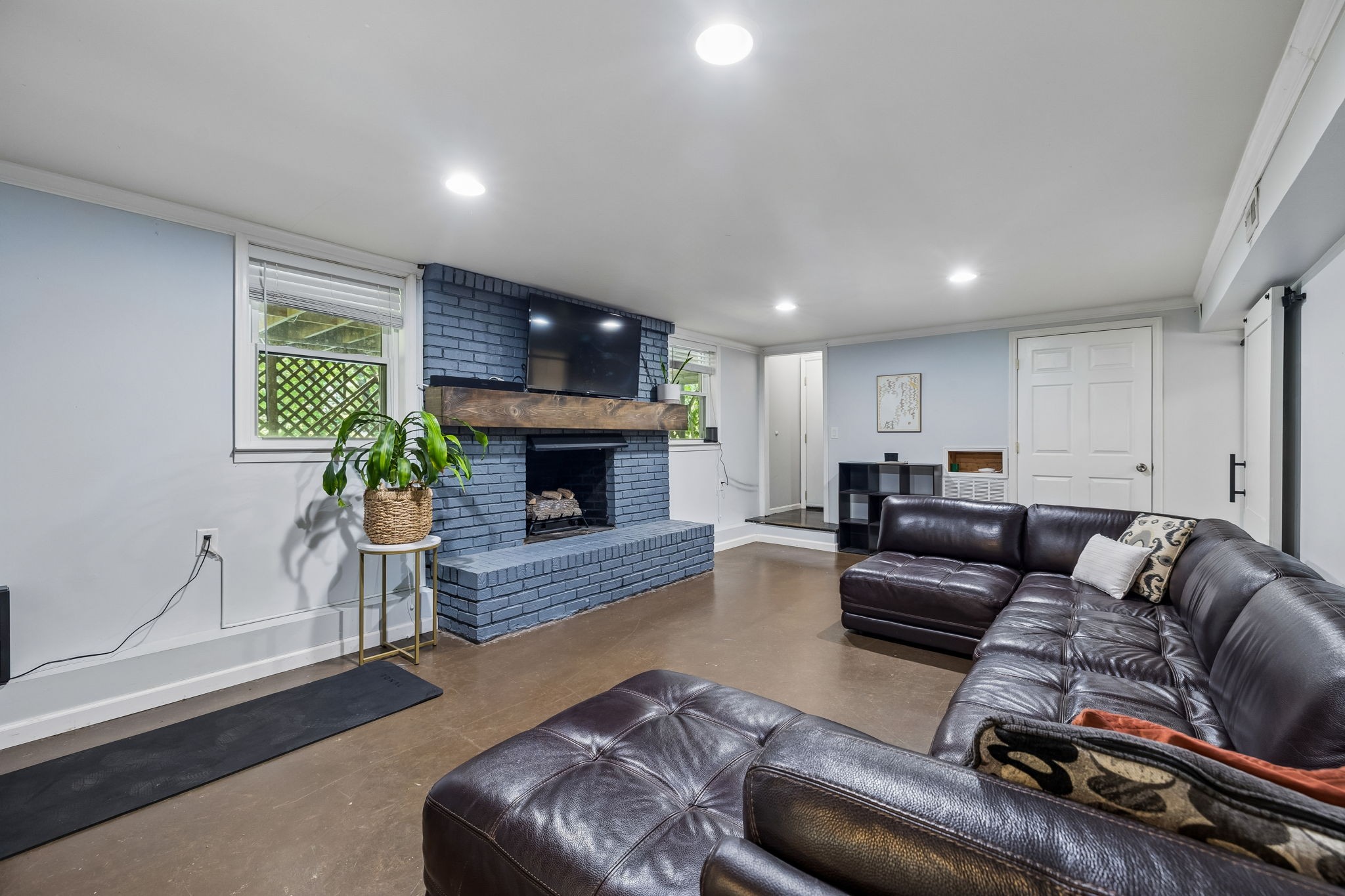 518 Ridgemont Drive Dickson TN 37055