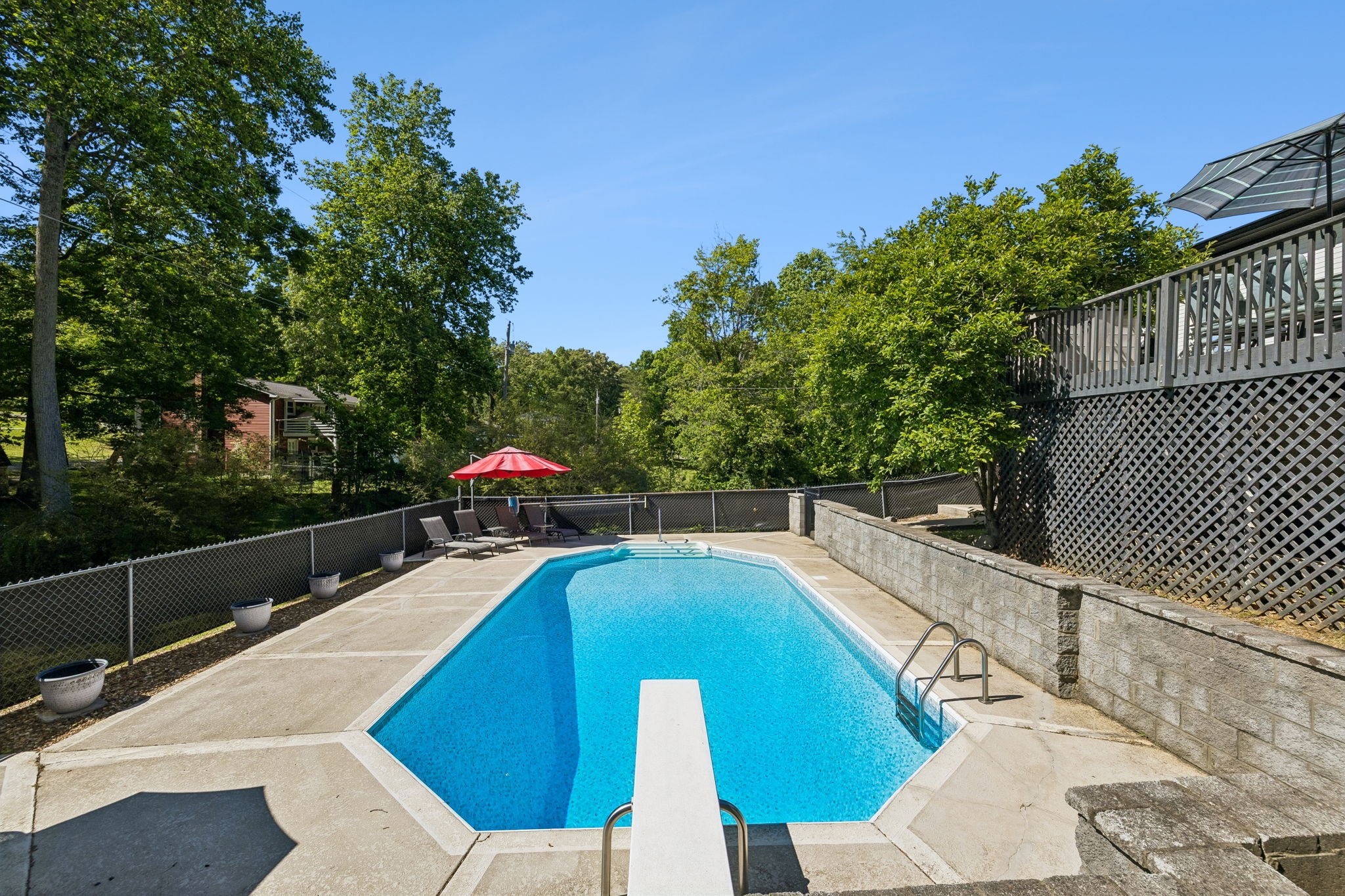 518 Ridgemont Drive Dickson TN 37055